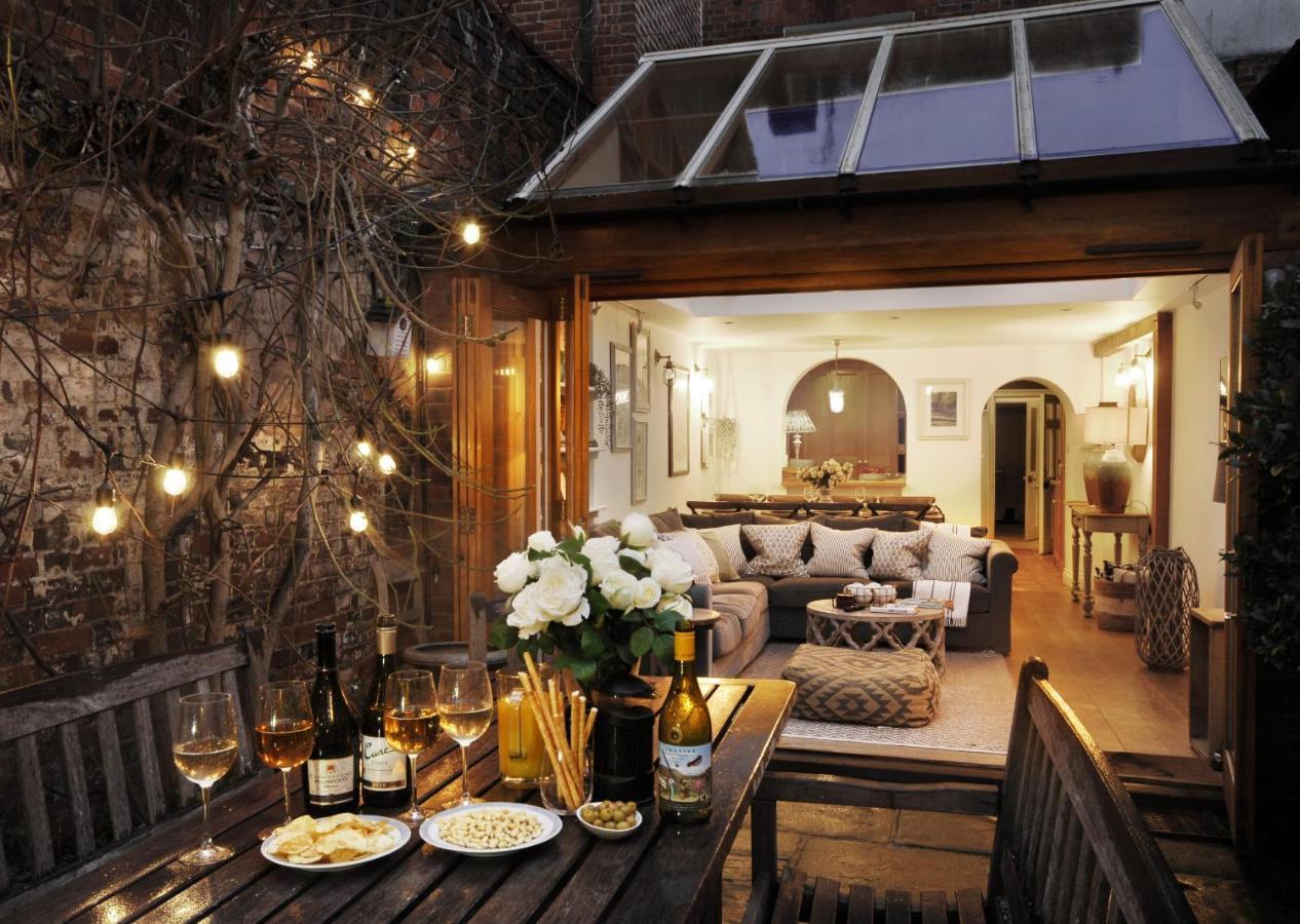 Villa Dolls House - Luxury Townhouse *Sleeps 10* Henley-on-Thames Esterno foto