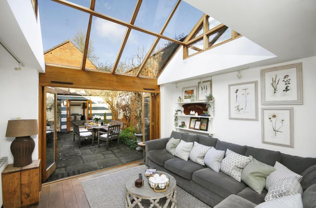 Villa Dolls House - Luxury Townhouse *Sleeps 10* Henley-on-Thames Esterno foto