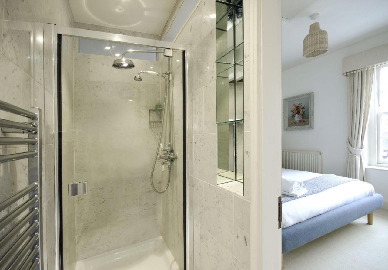Villa Dolls House - Luxury Townhouse *Sleeps 10* Henley-on-Thames Esterno foto