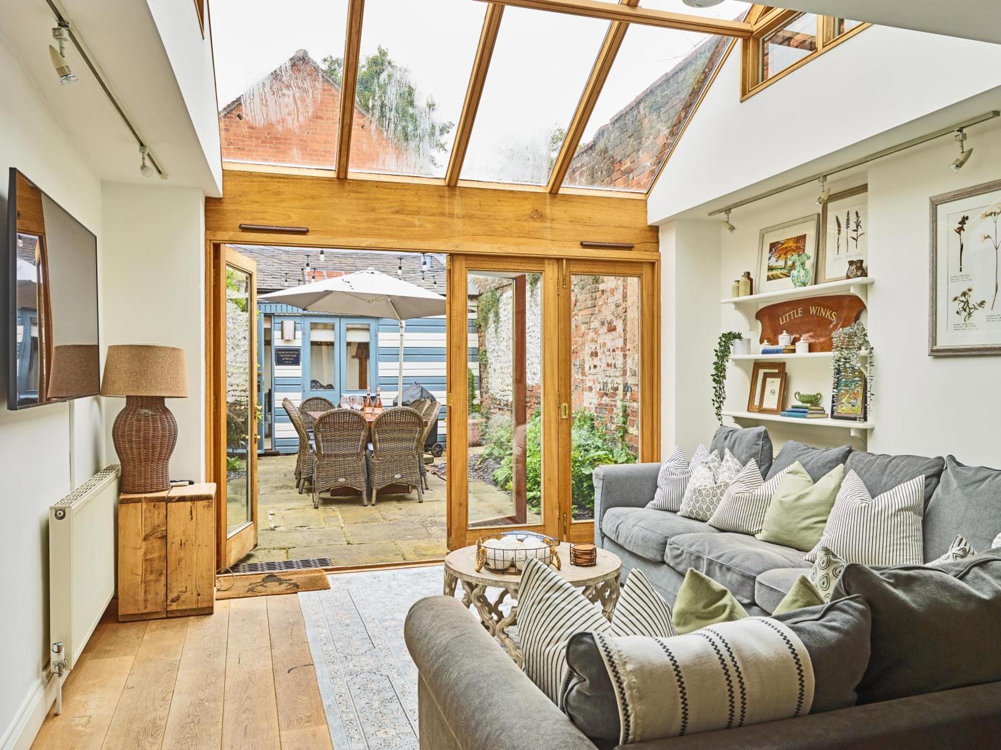 Villa Dolls House - Luxury Townhouse *Sleeps 10* Henley-on-Thames Esterno foto