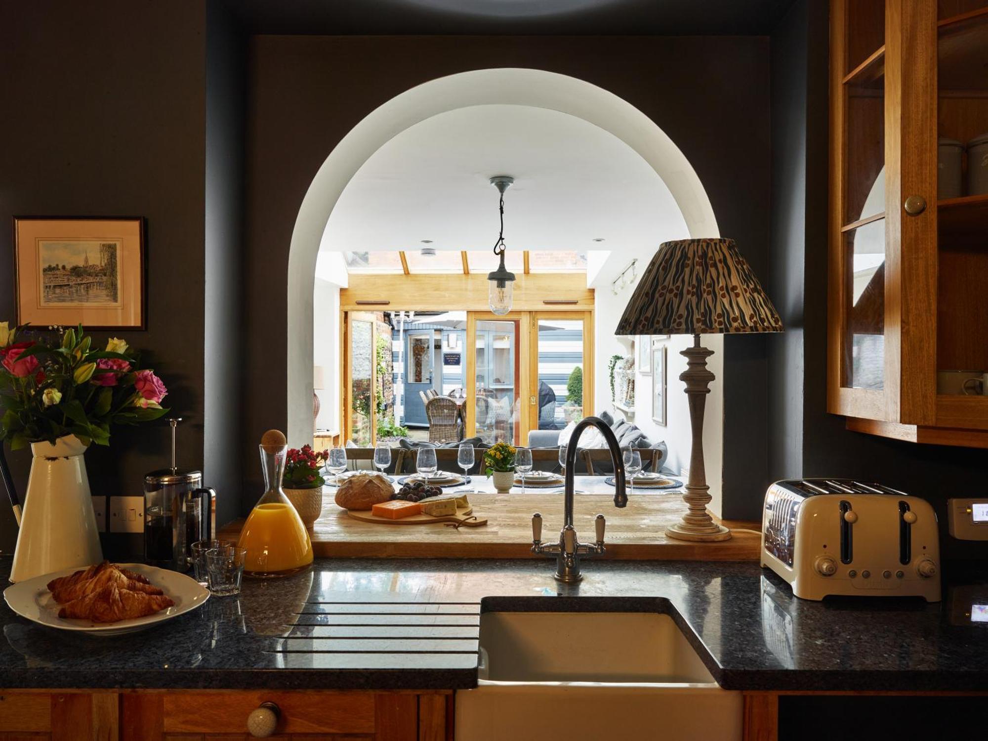 Villa Dolls House - Luxury Townhouse *Sleeps 10* Henley-on-Thames Esterno foto