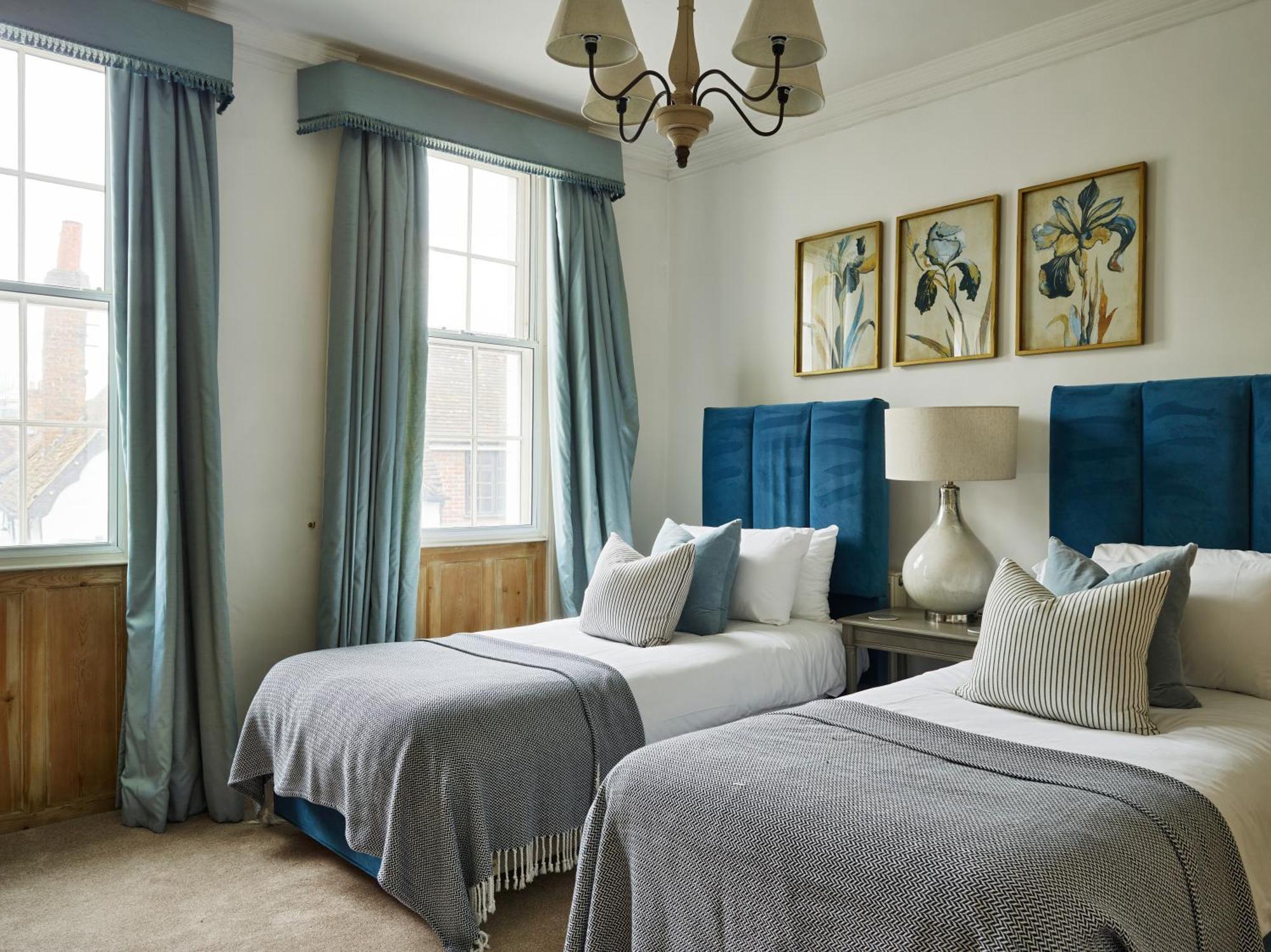 Villa Dolls House - Luxury Townhouse *Sleeps 10* Henley-on-Thames Esterno foto